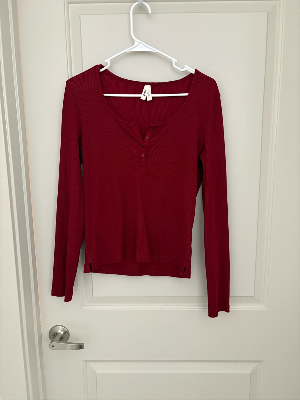 Long-Sleeve Ribbed Henley Top - Burgundy Pact Organic Cotton NWOT size L